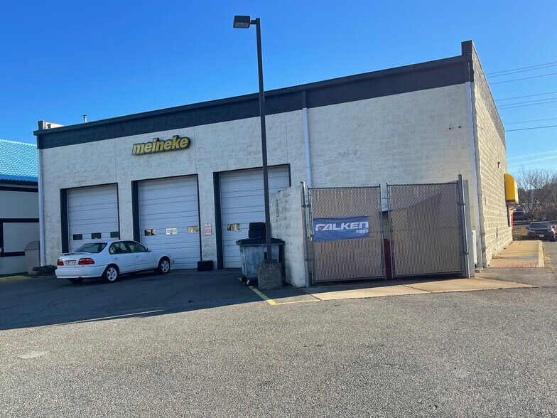 More Photos Of 10046 Jefferson Davis Hwy, Fredericksburg Auto Repair For Sale
