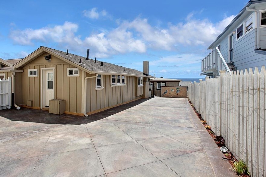 More Photos Of 150 Cress St, Laguna Beach Apartments For Sale