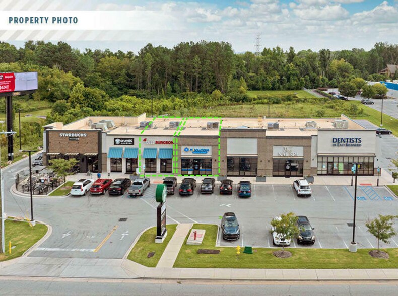 Primary Photo Of 8007-8021 E Brainerd Rd, Chattanooga Storefront For Lease