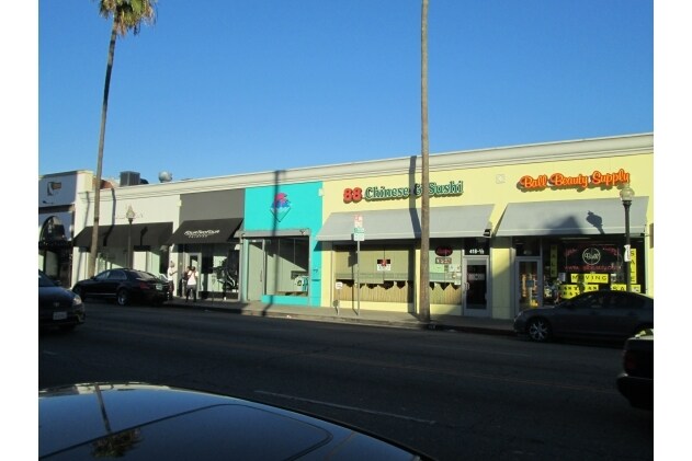 More Photos Of 416-424 N Fairfax Ave, Los Angeles Storefront For Lease