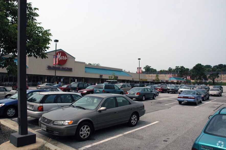 More Photos Of 1054-1066 Maiden Choice Ln, Arbutus Unknown For Sale