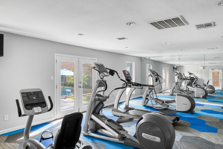 More Photos Of 1901 Lafayette St, Gretna Apartments For Sale