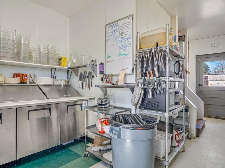 More Photos Of 214 Main St, Ruma Restaurant For Sale