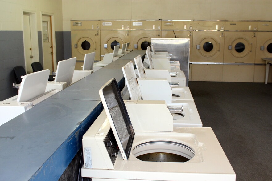 More Photos Of 302 E Third St, Lowry City Freestanding For Sale