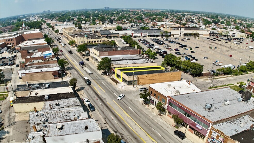 More Photos Of 13306 Michigan Ave, Dearborn Storefront For Lease