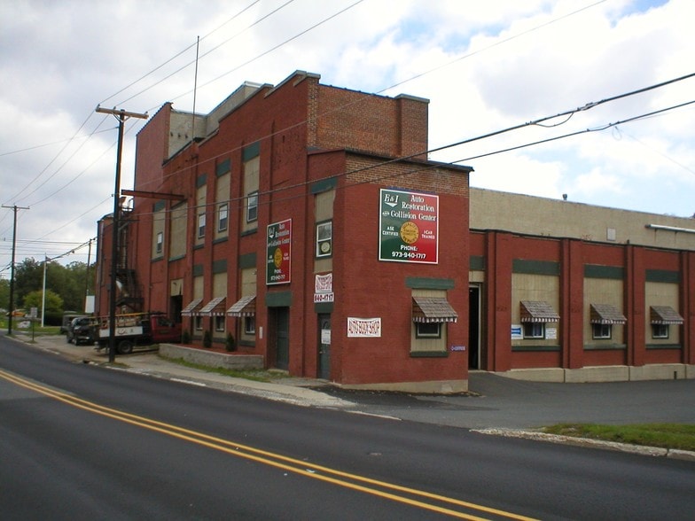More Photos Of 75 Mill St, Newton Manufacturing For Sale