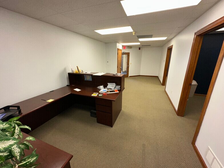 More Photos Of 121 Union Ave, Middlesex Office Residential For Lease