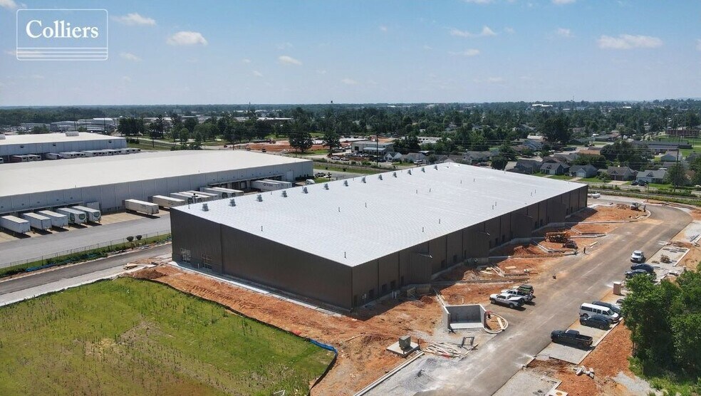Primary Photo Of 1355 N 13th St, Rogers Warehouse For Lease