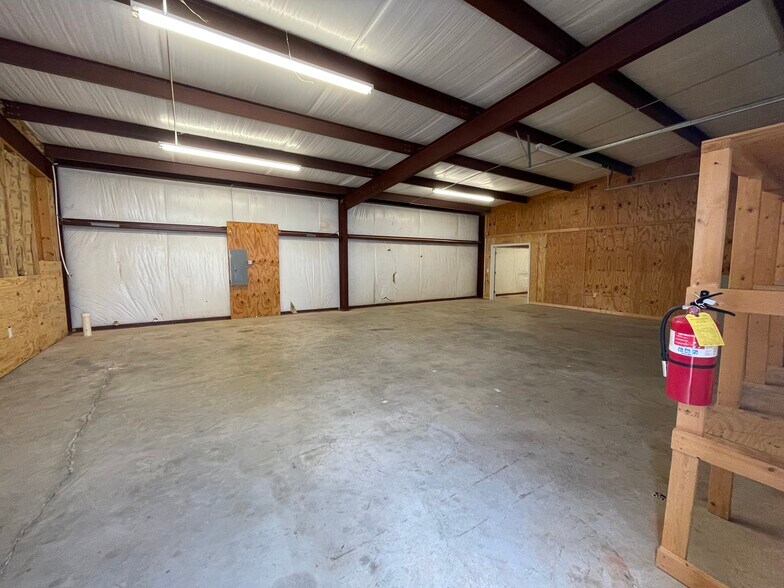 More Photos Of 500 26th St, Opelika Unknown For Lease