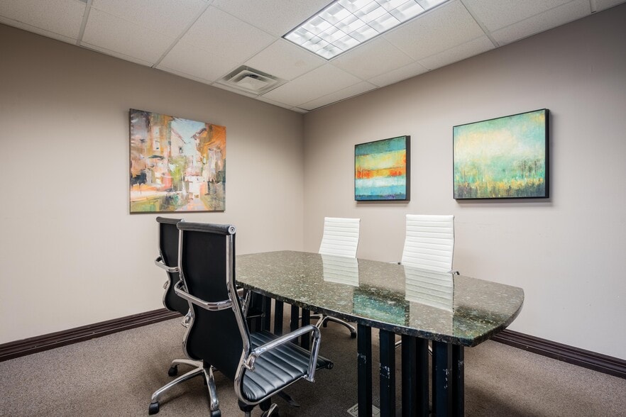 More Photos Of 7001 Westwind Dr, El Paso Office Residential For Lease