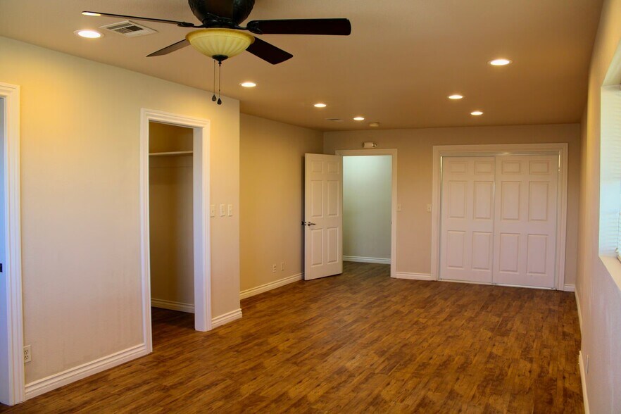 More Photos Of 8935 El Camino Rd, Las Vegas Land For Lease