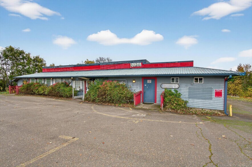 More Photos Of 50316 Columbia River Hwy, Scappoose Restaurant For Sale