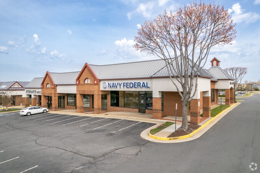More Photos Of 14001 St Germain Dr, Centreville Freestanding For Lease