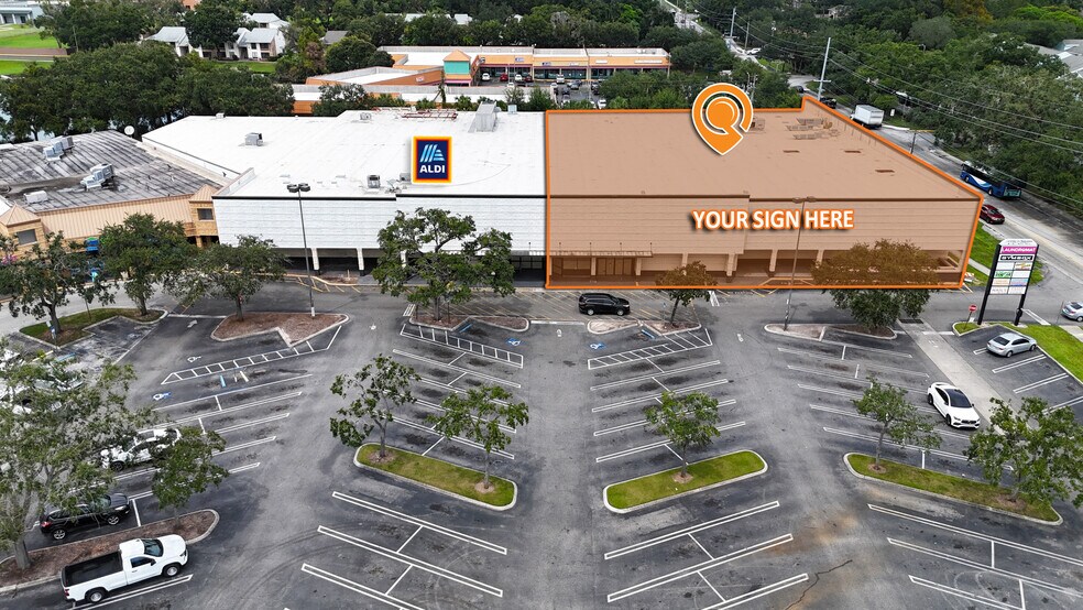 More Photos Of 8408-8438 N Armenia Ave, Tampa Storefront For Lease