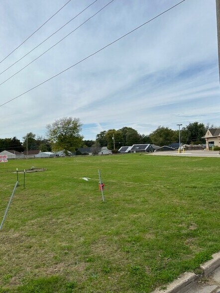 More Photos Of 135 Radio City Dr, Pekin Land For Sale