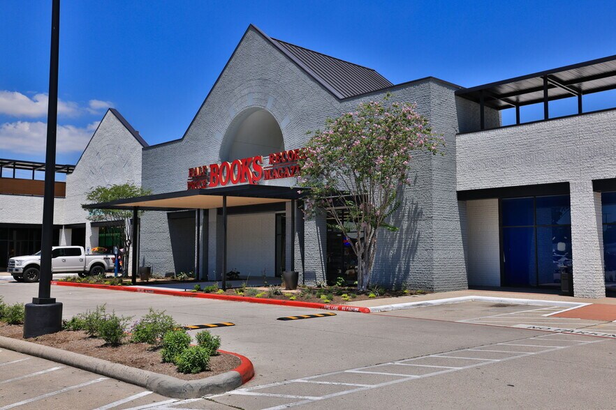 More Photos Of 9715-9785 E FM-1960 By pass, Humble Unknown For Lease