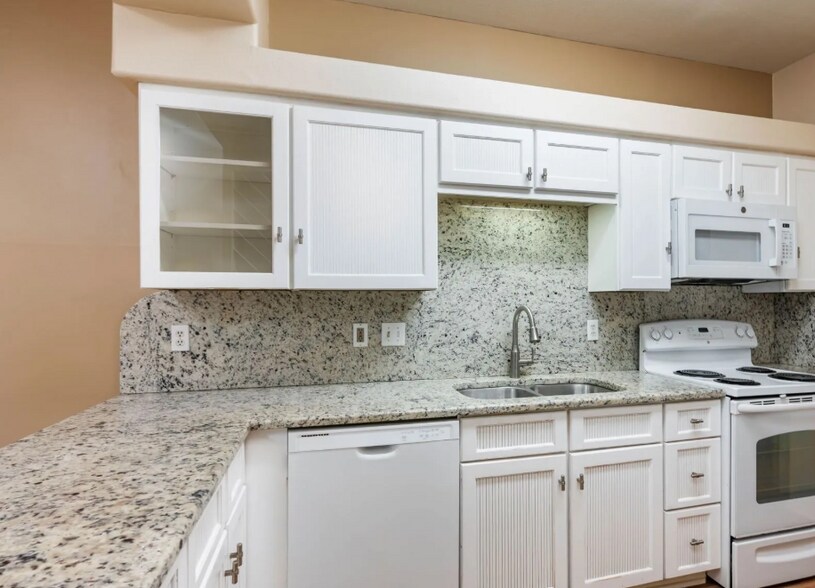 More Photos Of 207 Grandview Pl, San Antonio Apartments For Sale