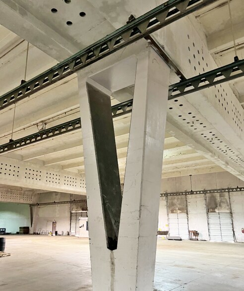 More Photos Of 14220 US Highway 80, Tyler Industrial For Sale