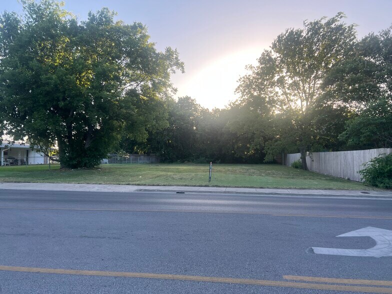 Primary Photo Of 2007 Trimmier Rd, Killeen Land For Sale
