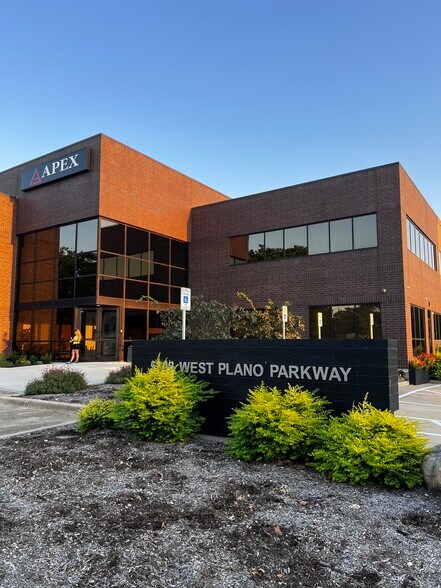 More Photos Of 5308 W Plano Pky, Plano Office For Sale