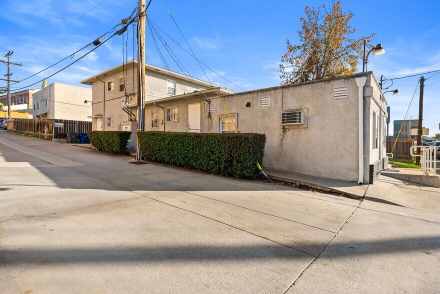 More Photos Of 4513 55th St, San Diego Apartments For Sale