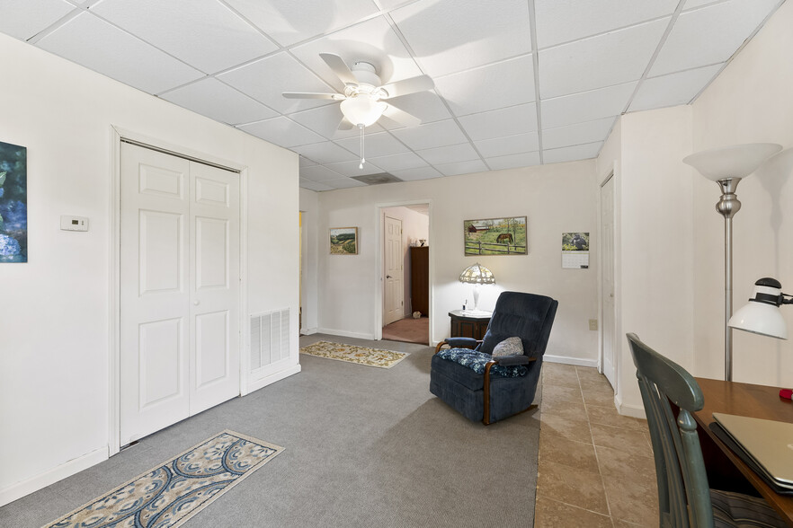 More Photos Of 2246 N Aspen St, Lincolnton Flex For Sale