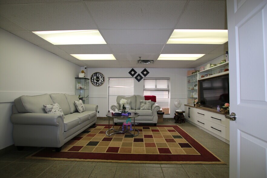 More Photos Of 11 Goodmark Pl, Toronto Warehouse For Sale