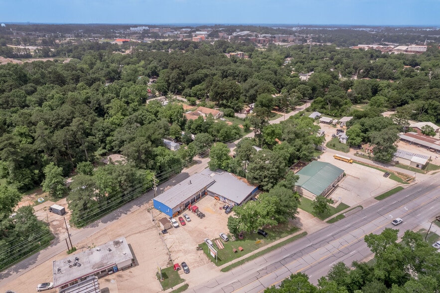 More Photos Of 316 Highway 190 E, Huntsville Auto Repair For Sale
