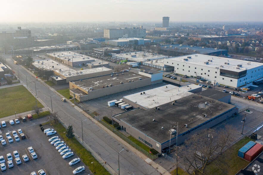 More Photos Of 1600-1616 Howard St, Detroit Warehouse For Lease