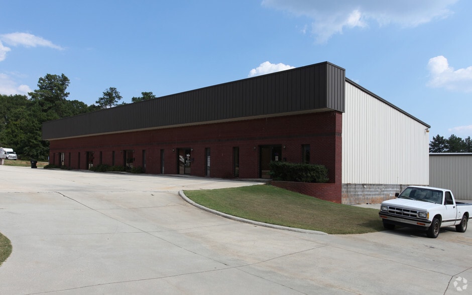 Primary Photo Of 120 Park 42 Dr, Locust Grove Warehouse For Lease