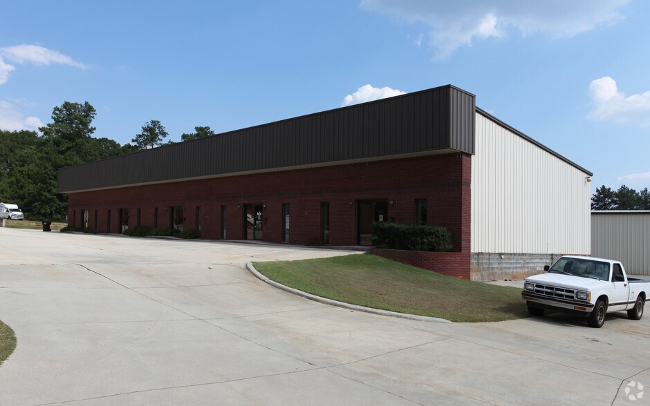 More Photos Of 129 Pine Grove Rd, Locust Grove Unknown For Lease