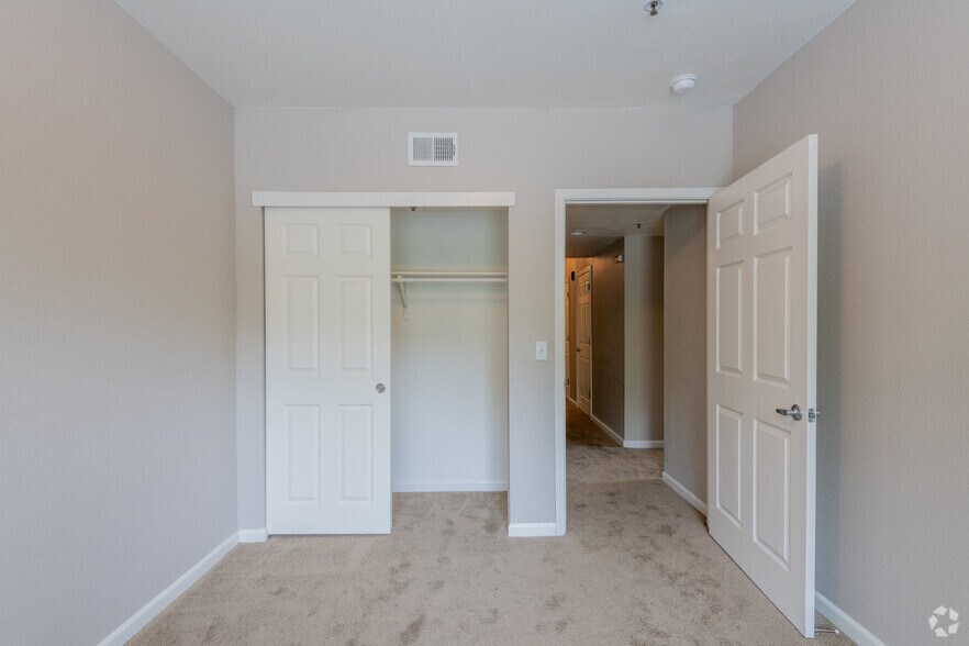 More Photos Of 1666 Da Vinci Ct, Davis Apartments For Sale