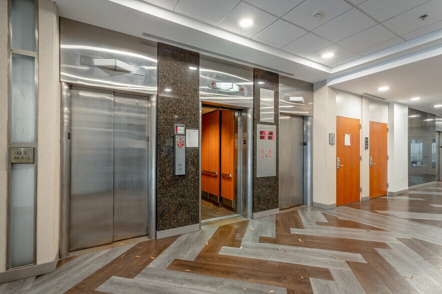 More Photos Of 701 Market St, Chattanooga Office Residential For Sale