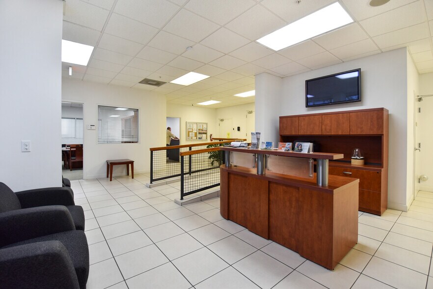 More Photos Of 3301-3389 NW 97th Ave, Miami Warehouse For Lease