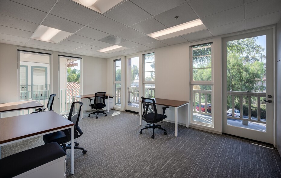 More Photos Of 27131 Calle Arroyo, San Juan Capistrano Coworking Space