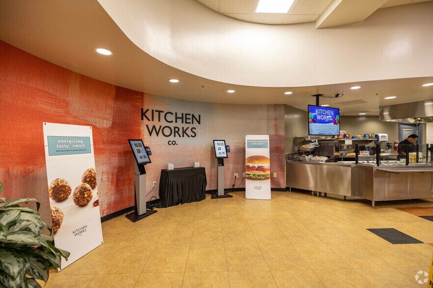 More Photos Of 5701 E Hillsborough Ave, Tampa Office For Lease