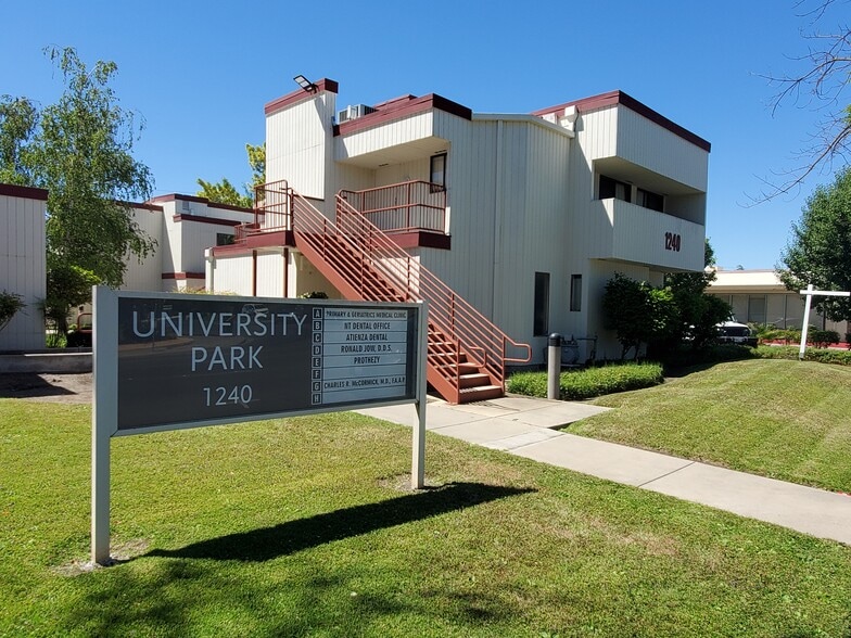 More Photos Of 1240 W Robinhood Dr, Stockton Medical For Lease