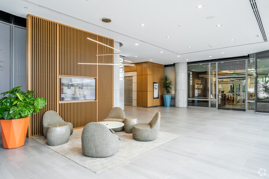 More Photos Of 18400 Von Karman Ave, Irvine Office For Lease