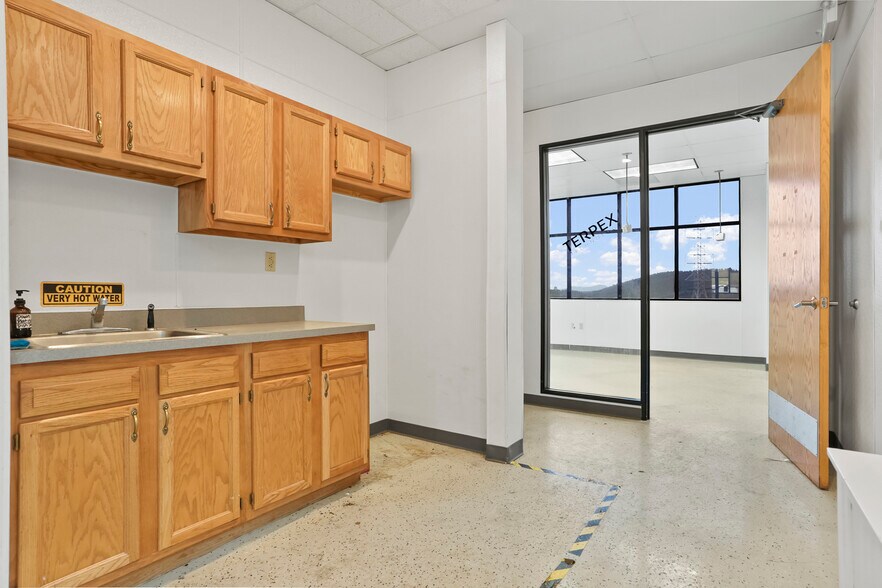 More Photos Of 35715 US Hwy 40, Evergreen Light Manufacturing For Lease