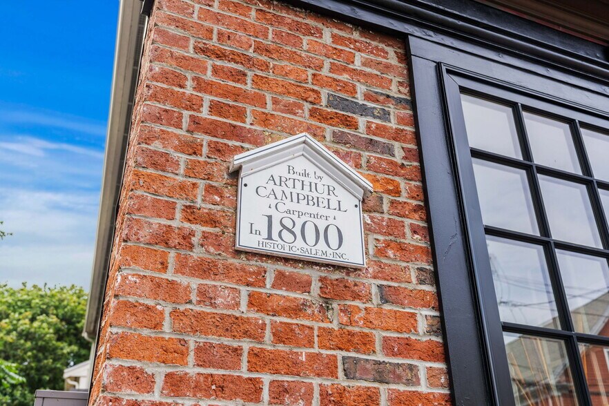 More Photos Of 8 Essex St, Salem Office For Sale