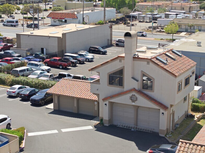 More Photos Of , Santa Maria General Retail For Sale