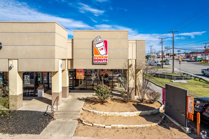 More Photos Of 12311 Nacogdoches Rd, San Antonio Freestanding For Sale