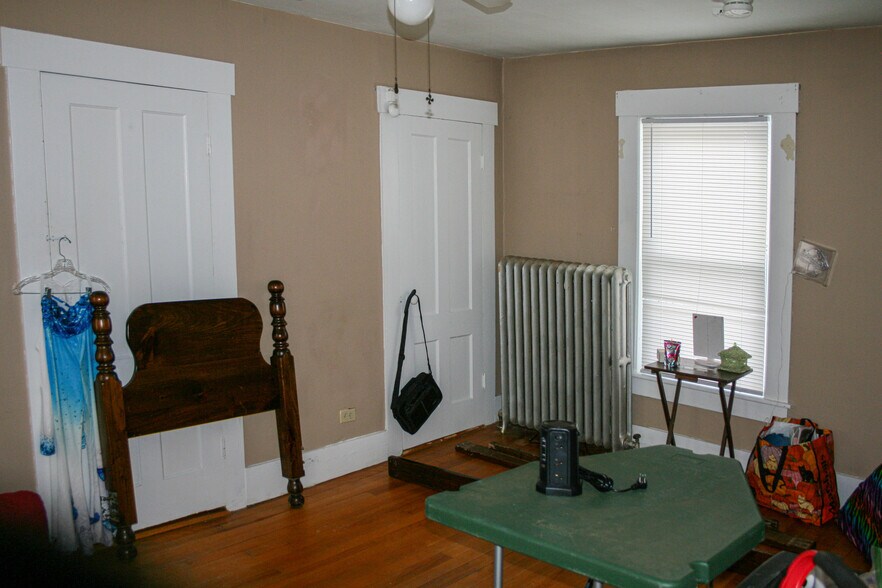 More Photos Of 40 Highland St, Ashland Apartments For Sale