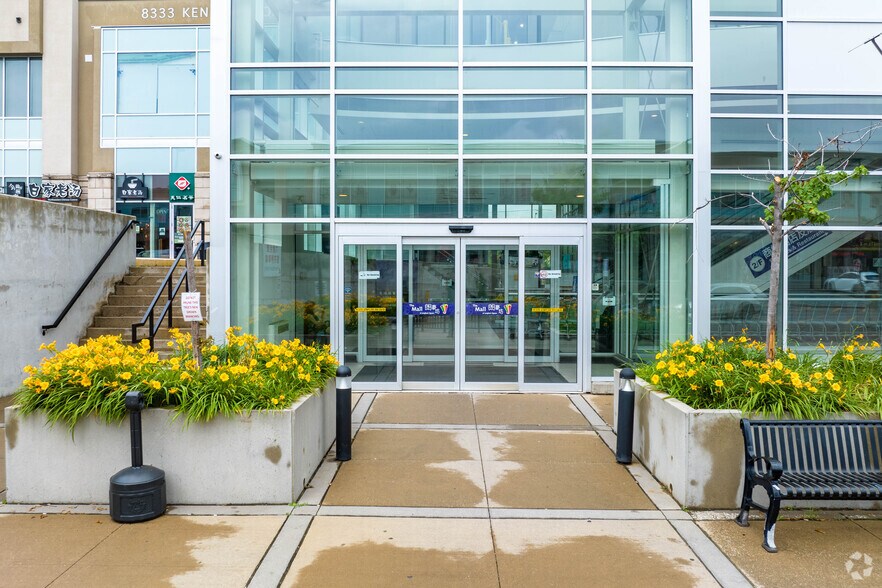 More Photos Of 8339 Kennedy Rd, Markham General Retail For Lease