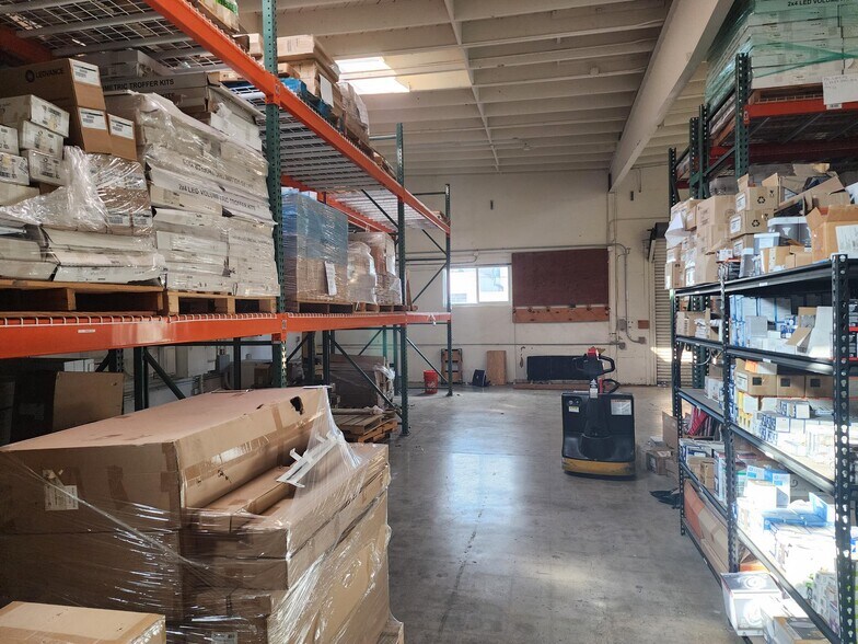 More Photos Of 1140 E Franklin Ave, El Segundo Light Manufacturing For Sale