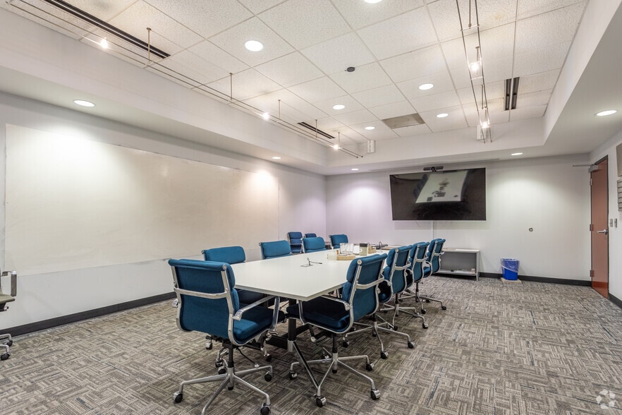 More Photos Of 2 Triangle Dr, Research Triangle Park Flex For Lease