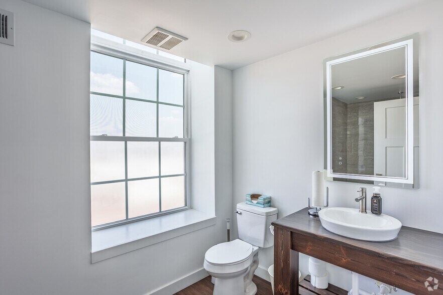 More Photos Of 1199 Central Ave, Dubuque Apartments For Sale