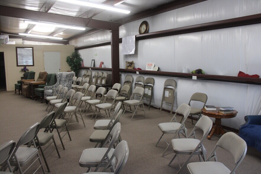 More Photos Of 344 Broadway, Winnie Religious Facility For Sale