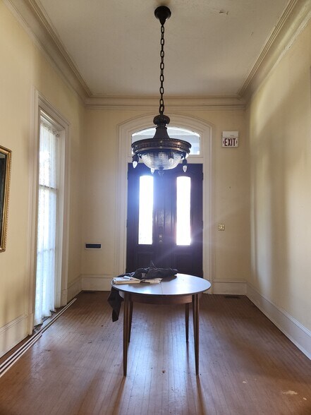 More Photos Of 1402 2nd Ave, Columbus Office For Sale