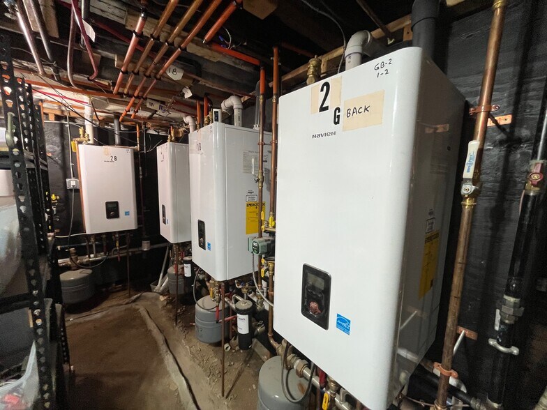 More Photos Of 4-6 John St, Waterbury Apartments For Sale